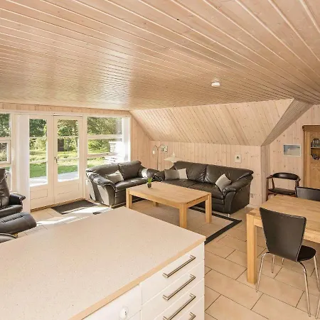 Holiday home Iv *